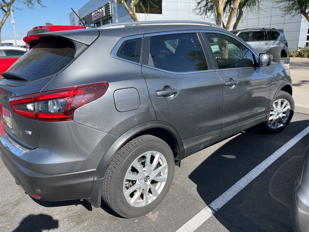 2020 Nissan Rogue Sport SV 4