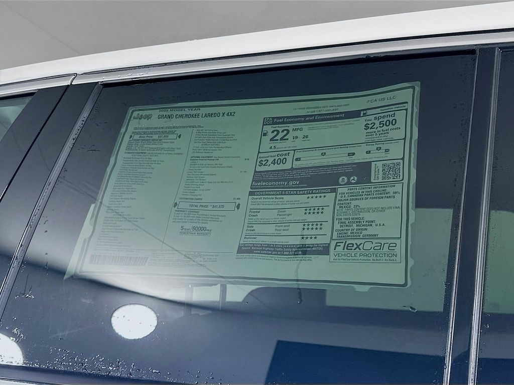 New 2025 White Jeep Laredo X image 20