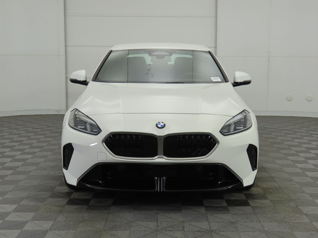 Thumbnail: 2025 BMW 2 Series - 3