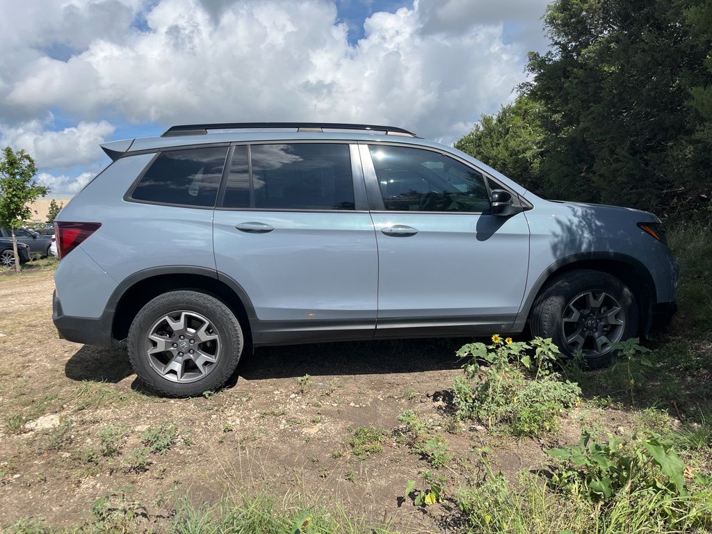 Thumbnail: 2022 Honda Passport - 4