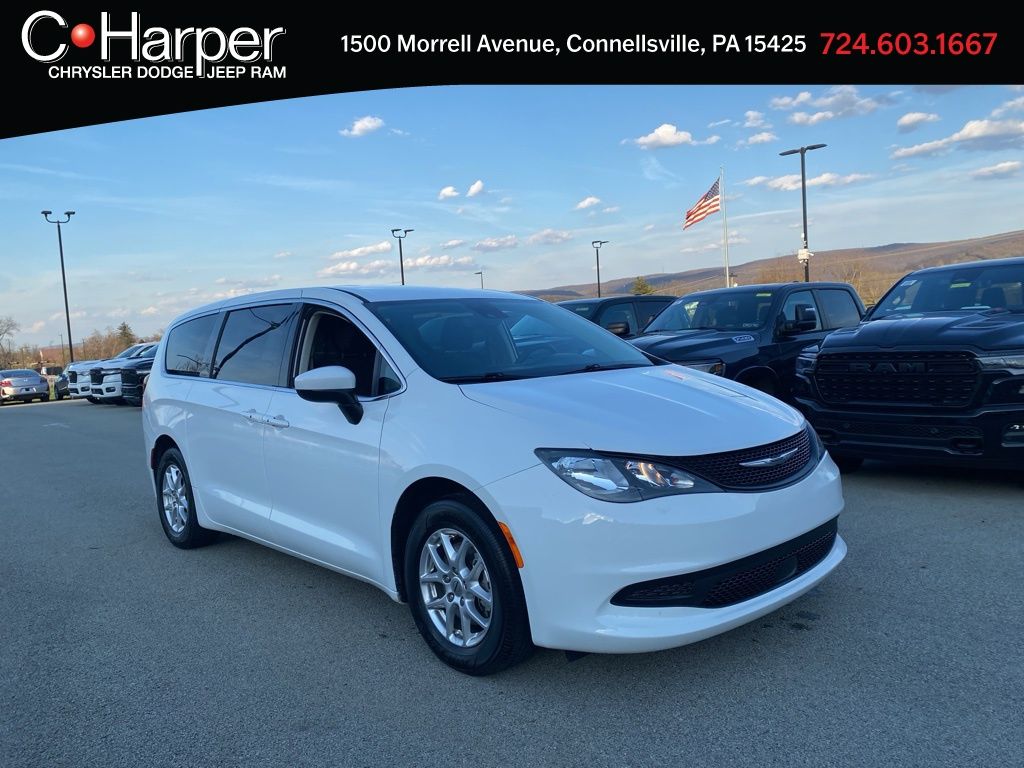 Bright White Clearcoat 2023 Chrysler Voyager LX FWD Minivan Front-Wheel Drive 9-Speed Automatic