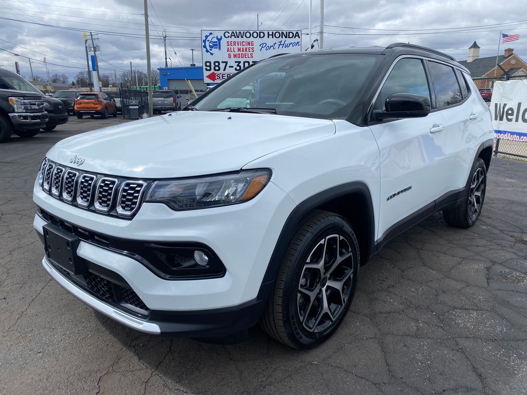 View vehicle photo 7