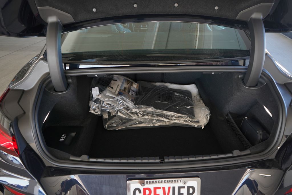 Thumbnail: 2026 BMW 8 Series - 20