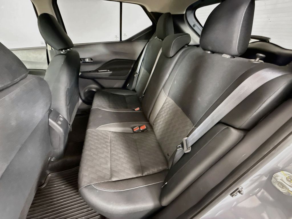 2024 Boulder Gray Pearl Nissan Kicks SV FWD SUV