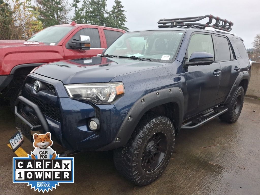2017 Toyota 4Runner SR5 4WD