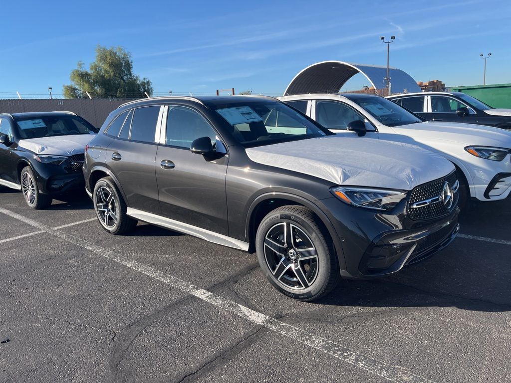 Thumbnail: 2026 Mercedes-Benz GLC - 3