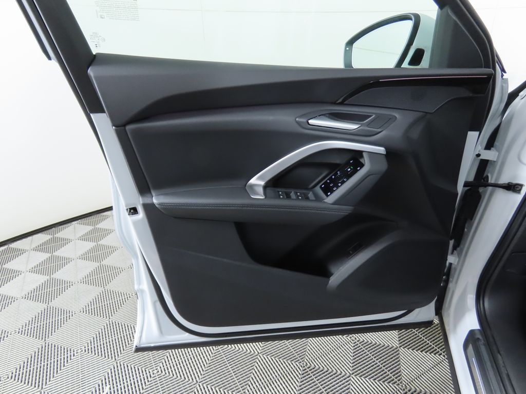 2025 Audi Q5 Premium 27