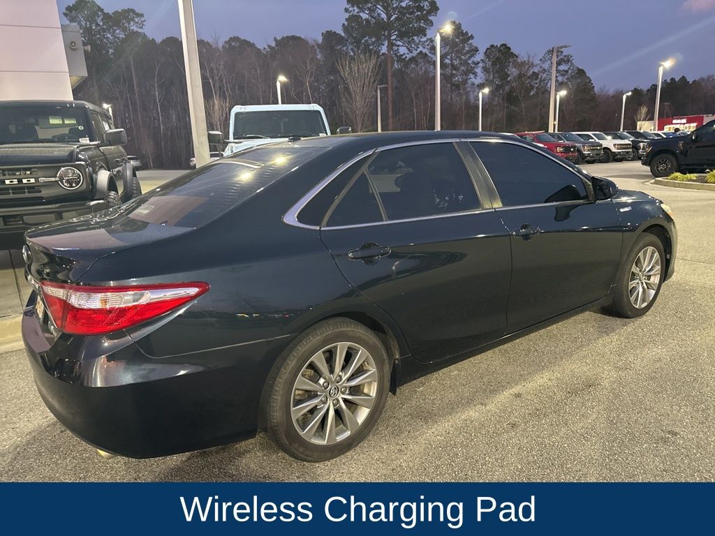 2017 Toyota Camry Hybrid XLE