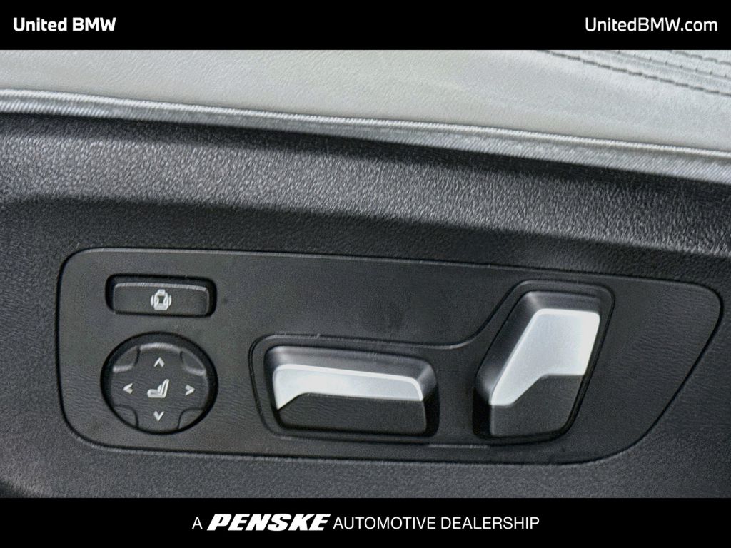 Thumbnail: 2023 BMW X5 - 11