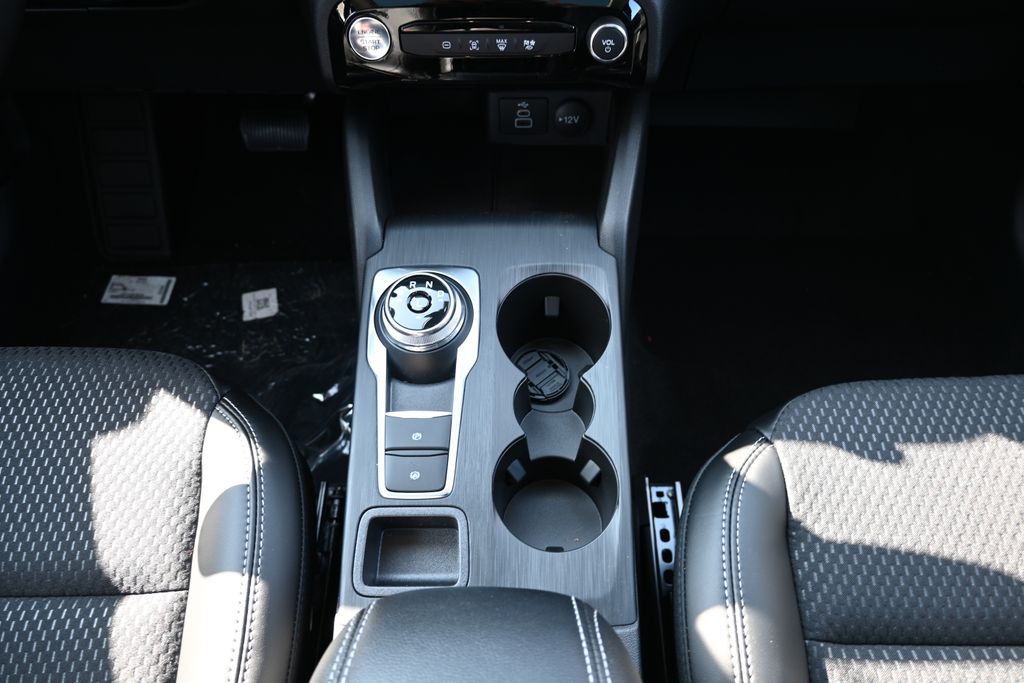 Thumbnail: 2025 Ford Escape - 10