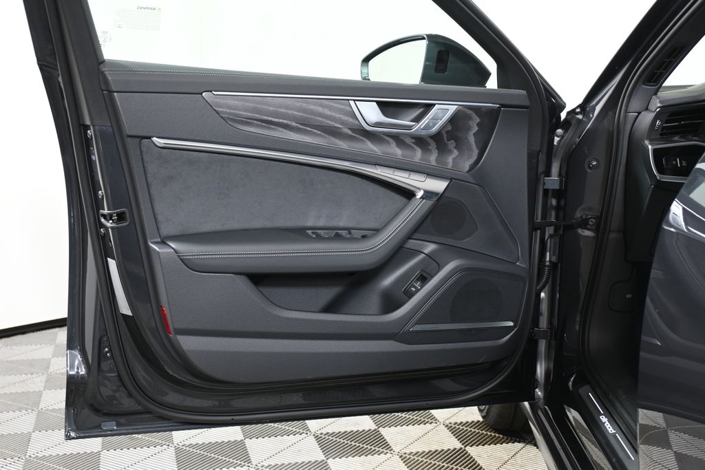 2025 Audi A6  24