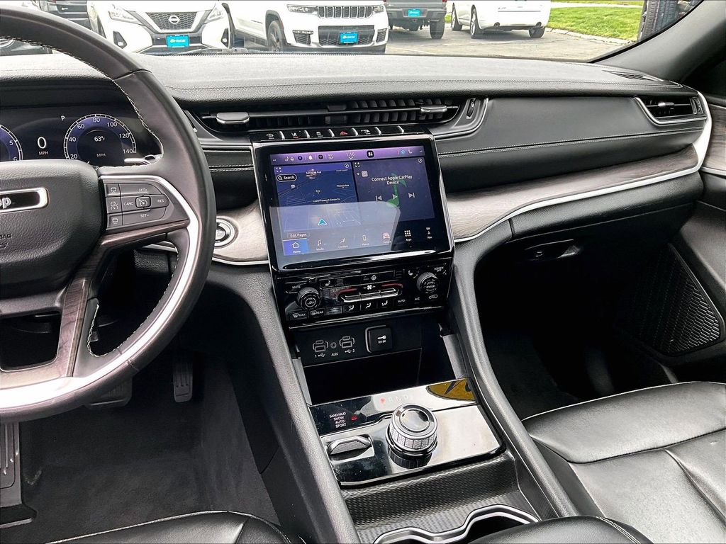2024 Jeep Grand Cherokee — photo 17