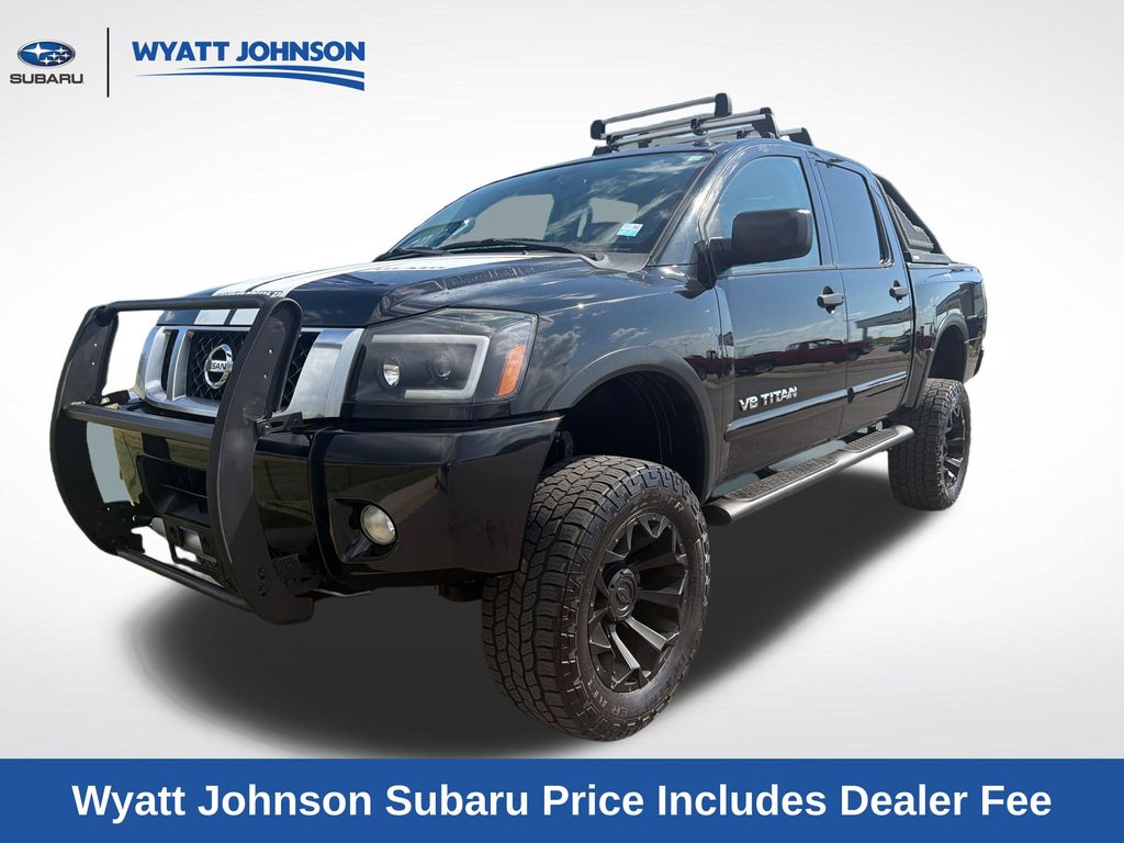 Gray (Magnetic Black) 2015 Nissan Titan Pickup Truck Four-Wheel Drive 5-Speed Automatic