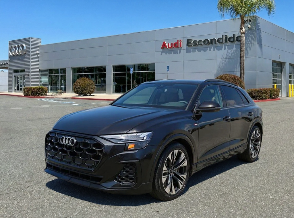 Thumbnail: 2026 Audi Q8 - 1