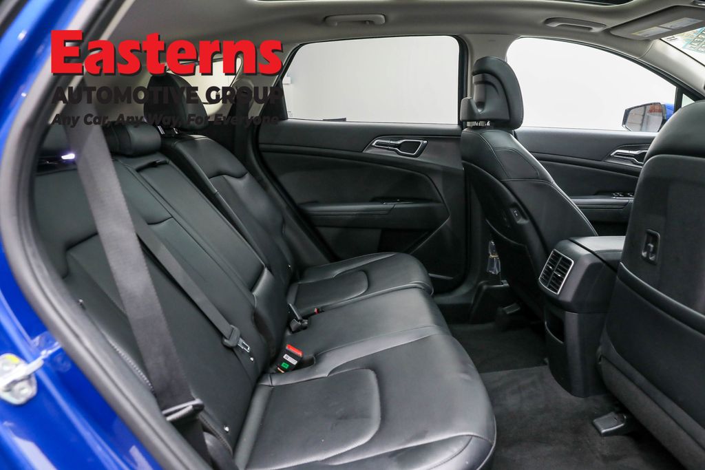 Used 2023 Blue Kia SX image 27