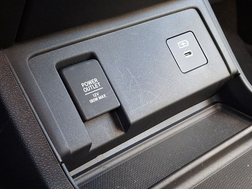 Thumbnail: 2025 Acura RDX - 27