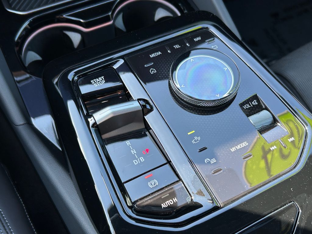 2024 BMW i5 eDrive40 28