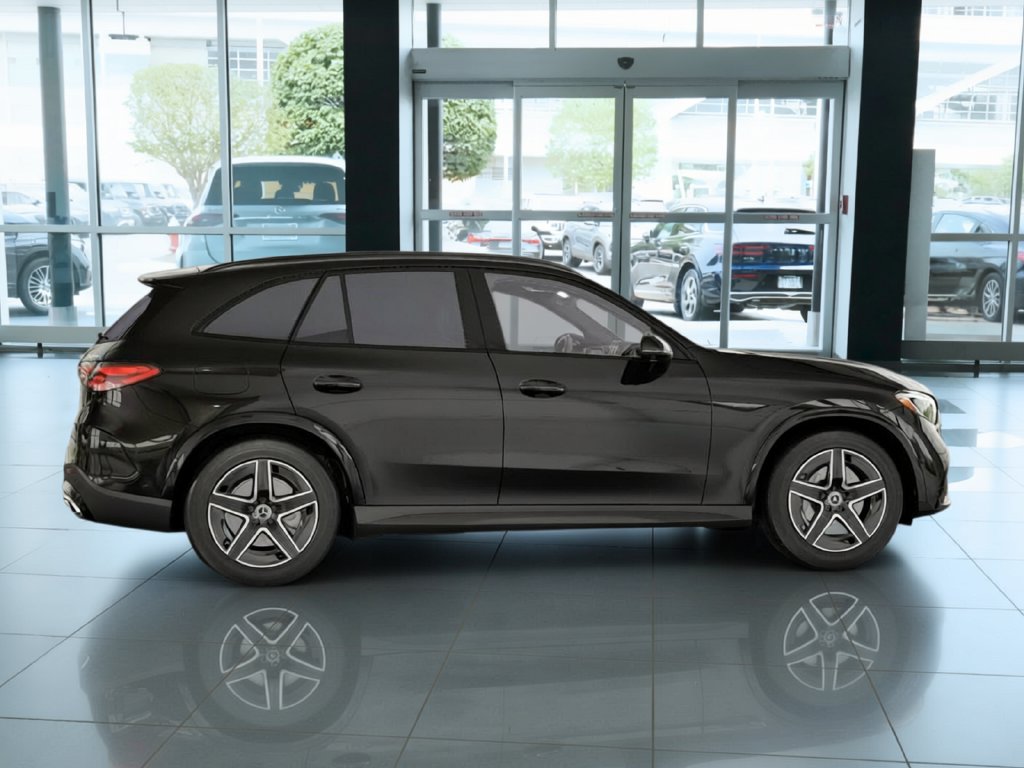 Thumbnail: 2027 Mercedes-Benz GLC - 16