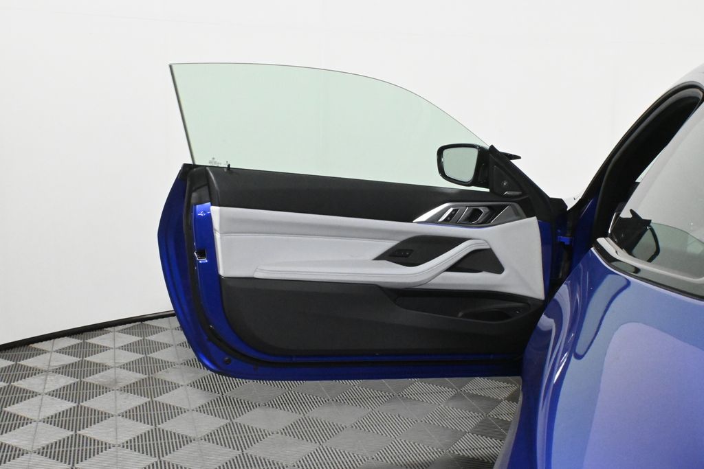 Thumbnail: 2021 BMW M4 - 28