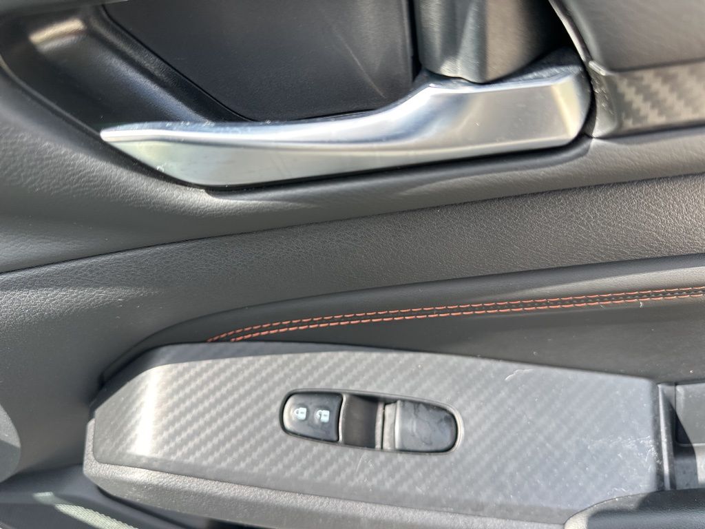 2022 Gun Metallic Nissan Altima 2.5 SR FWD Sedan