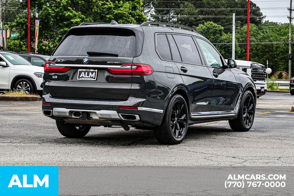 Used 2022 Gray BMW xDrive40i image 6