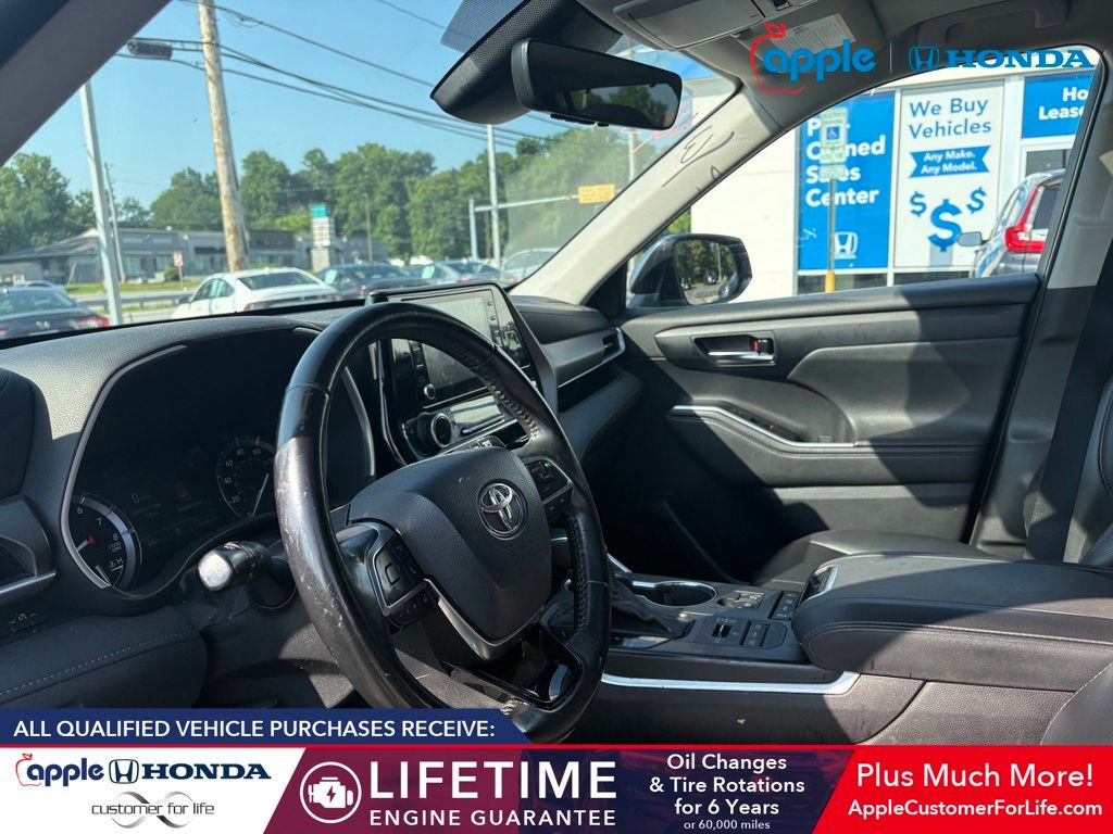 2021 Toyota Highlander XLE