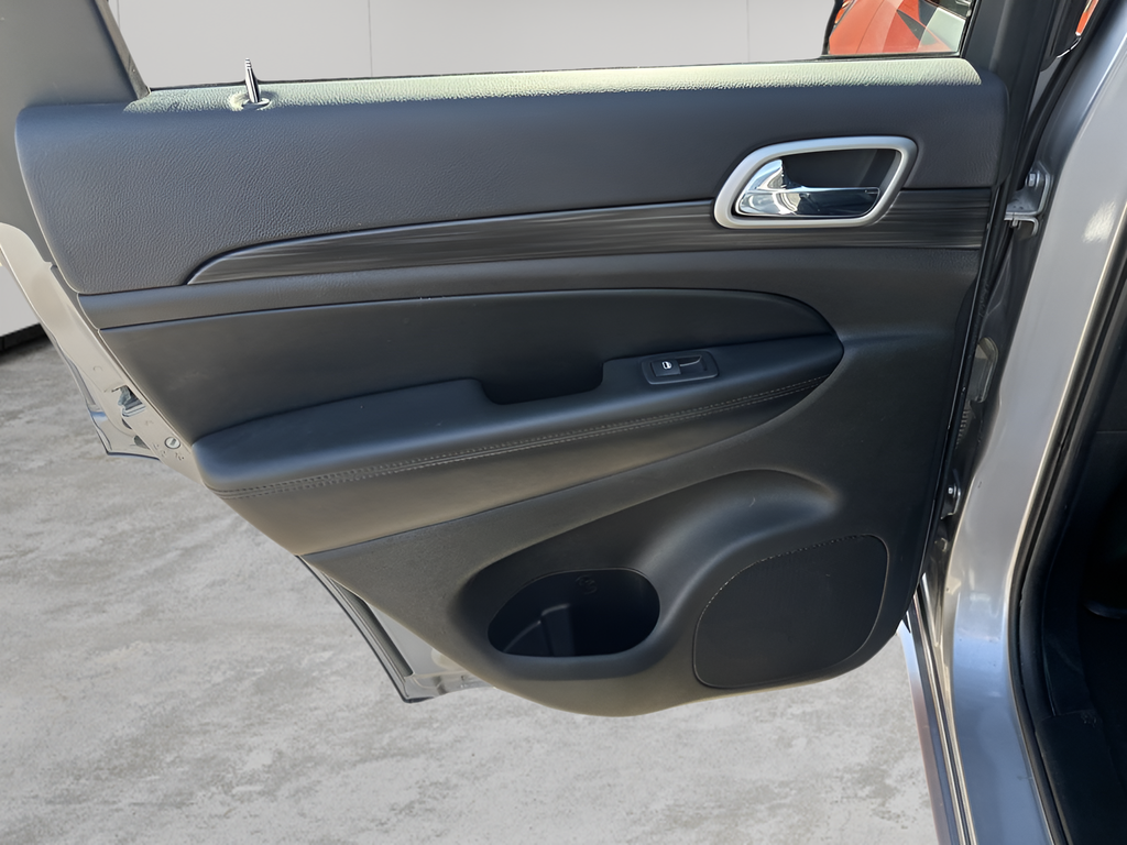 Used Car 2019 Jeep Grand Cherokee  Altitude For Sale Under $20,000 In Austin, Texas