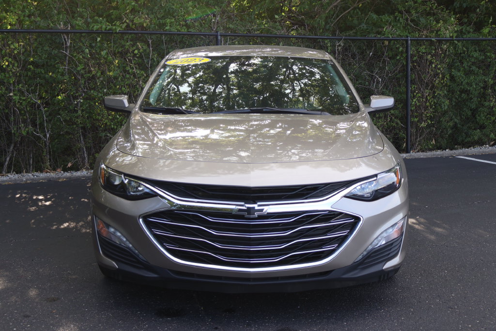 Thumbnail: 2023 Chevrolet Malibu - 2