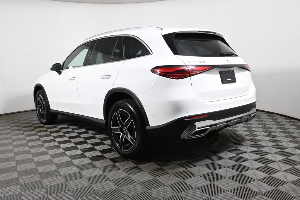 Thumbnail: 2027 Mercedes-Benz GLC - 5