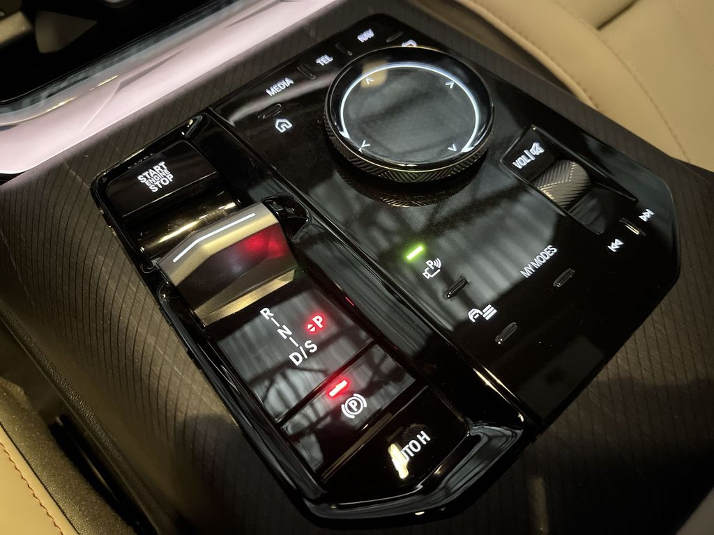 Thumbnail: 2026 BMW X3 - 20