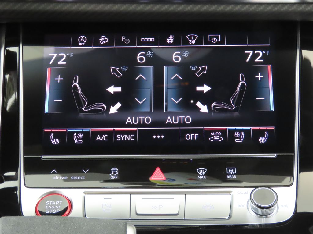 Thumbnail: 2026 Audi RS Q8 - 19