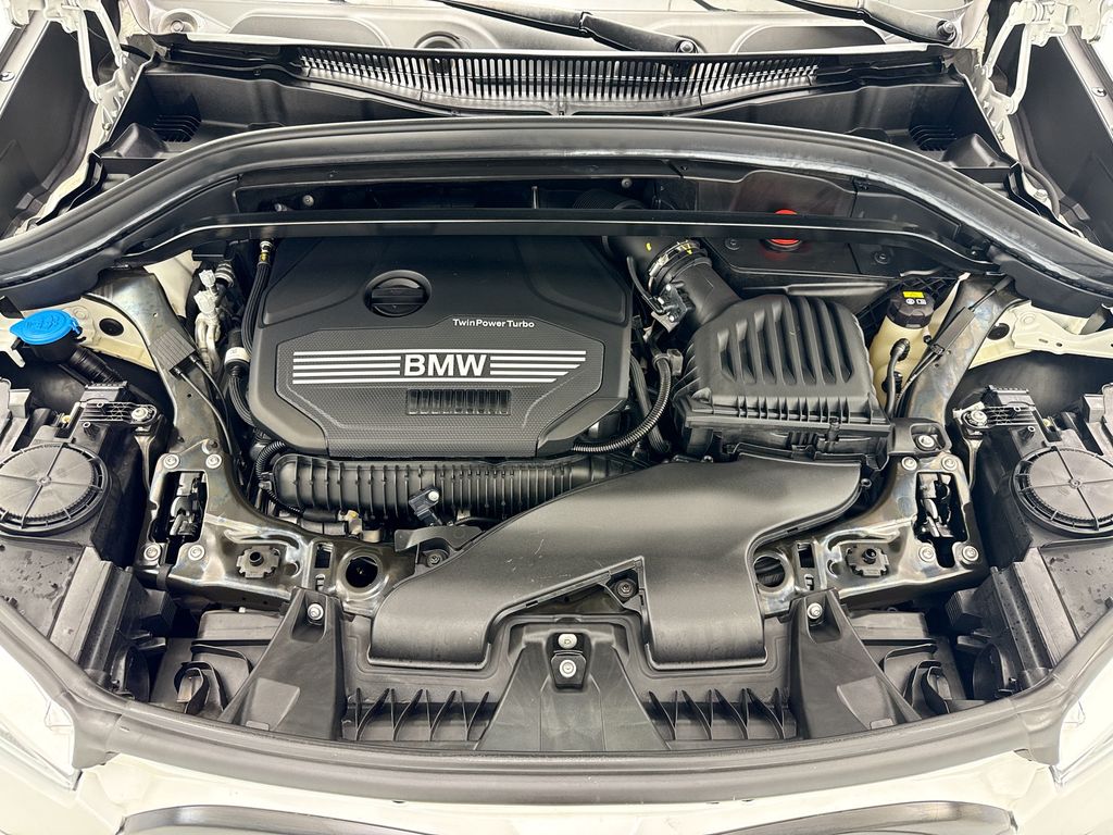 Thumbnail: 2021 BMW X1 - 28