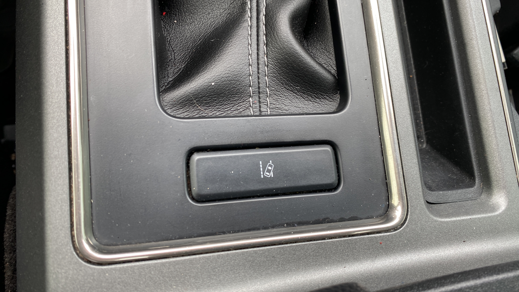 Used 2018 Oxford White Ford Raptor image 36