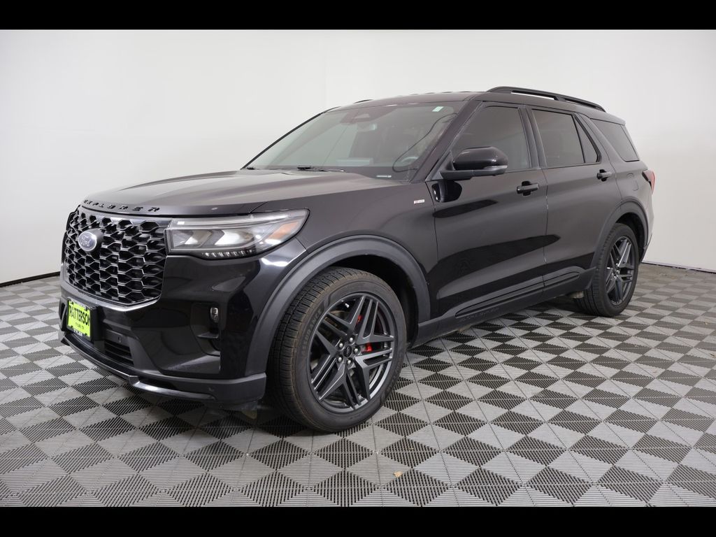2025 Ford Explorer ST-LINE RWD (PL535)'s photo