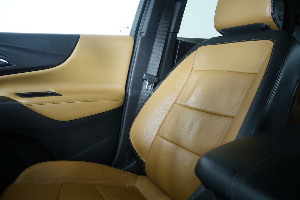 Thumbnail: 2020 Chevrolet Equinox - 26