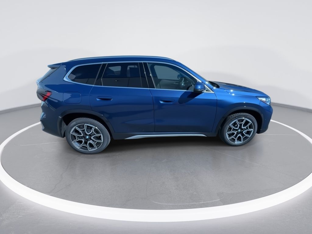 2025 BMW X1 xDrive28i 9