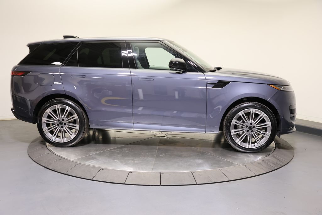 Thumbnail: 2026 Land Rover Range Rover Sport - 6