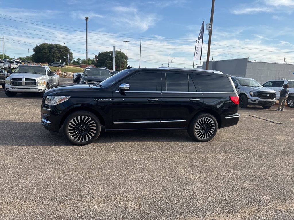 2020 Infinite Black Lincoln Navigator Black Label 4X4 SUV