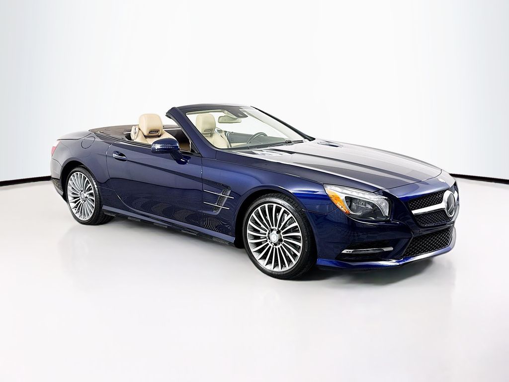 Thumbnail: 2016 Mercedes-Benz SL-Class - 3