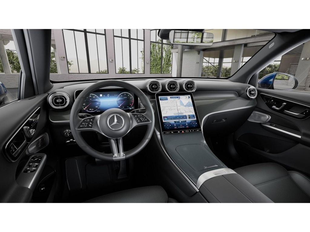 2025 Mercedes Benz GLC 300 4MATIC photo 3