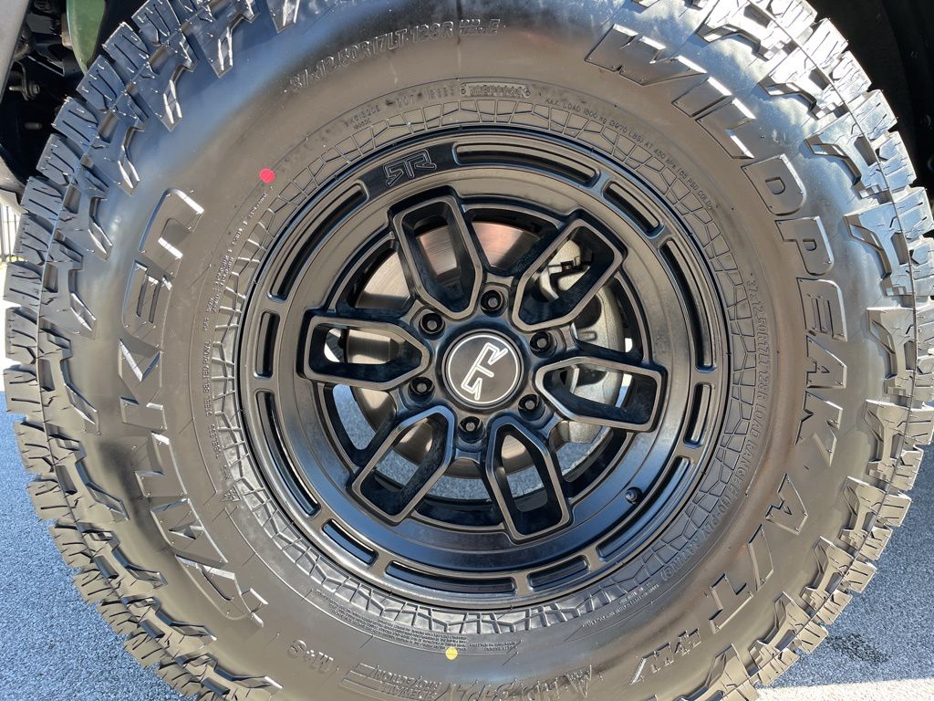 Thumbnail: 2023 Ford Bronco - 12