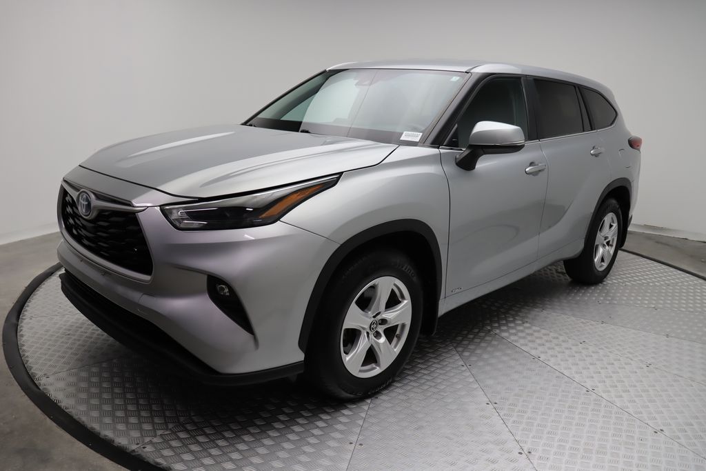 2023 Toyota Highlander LE -
                West Palm Beach, FL