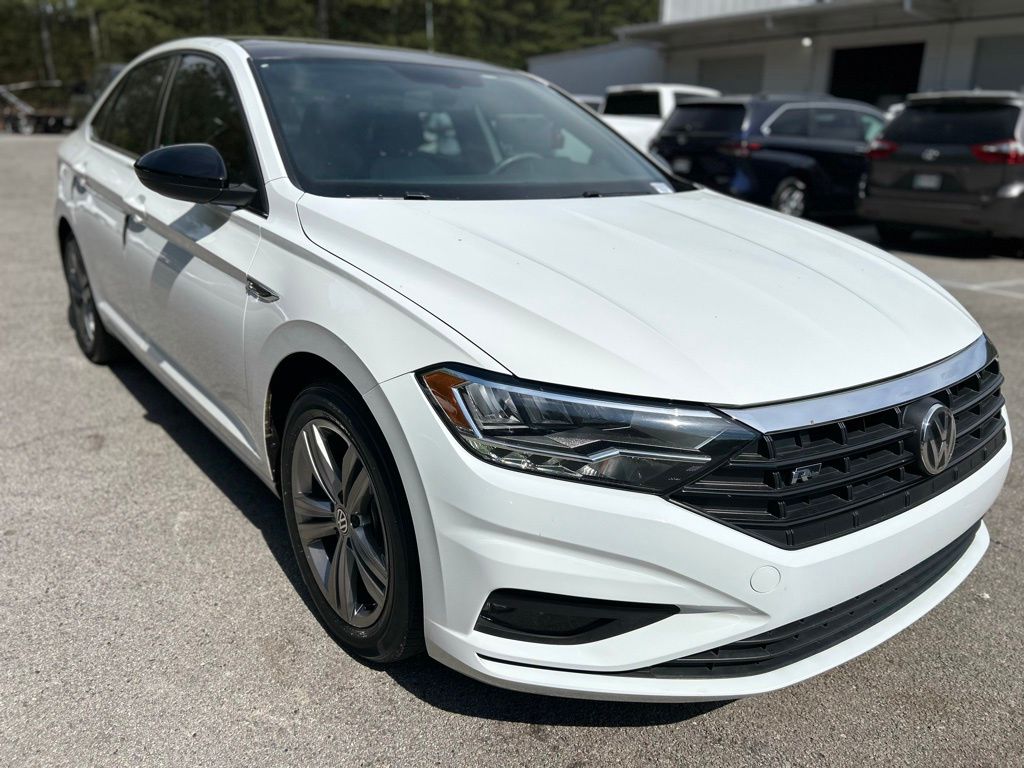Pure White 2021 Volkswagen Jetta R-Line FWD Sedan Front-Wheel Drive 8-Speed Automatic