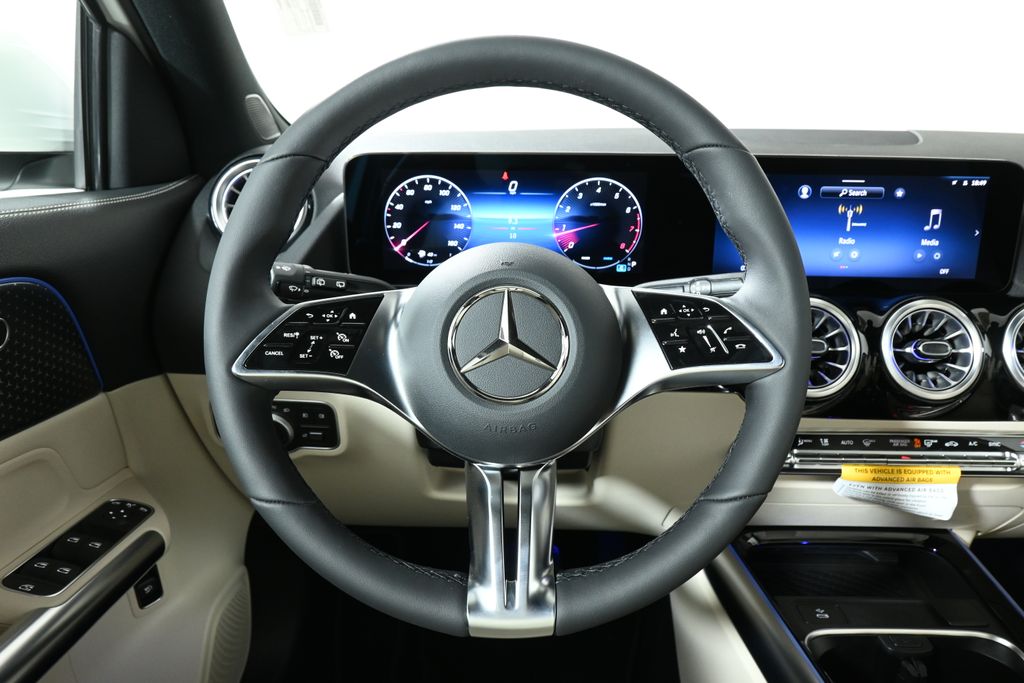 2025 Mercedes-Benz GLA 250 4MATIC 14