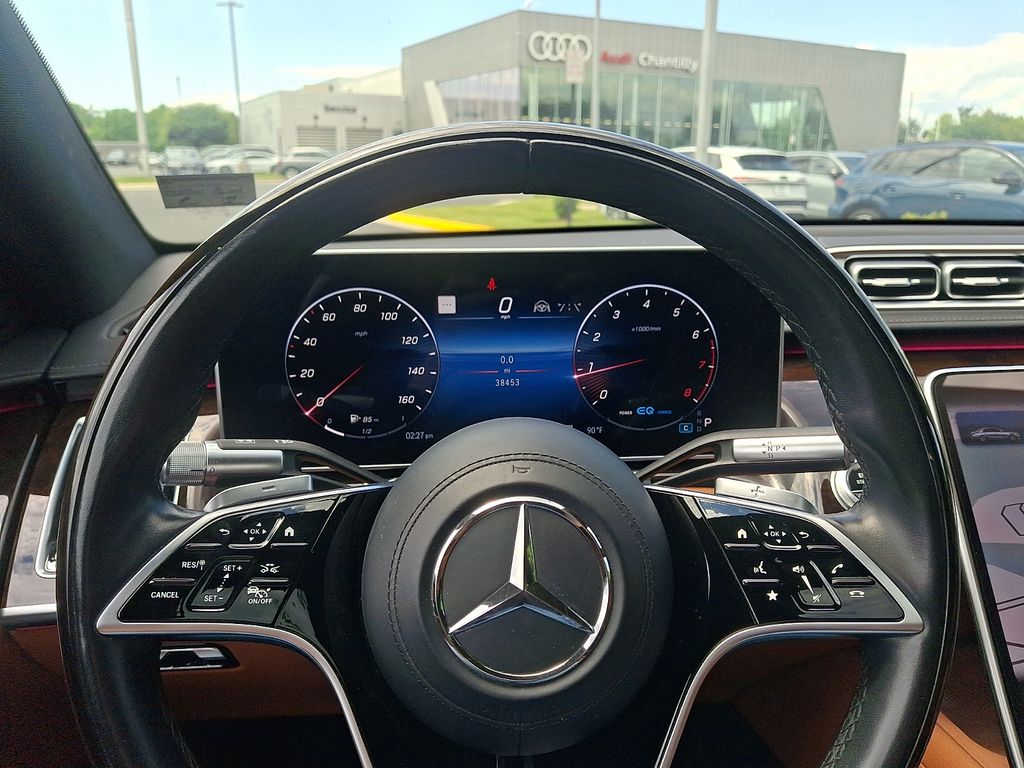Thumbnail: 2022 Mercedes-Benz S-Class - 20