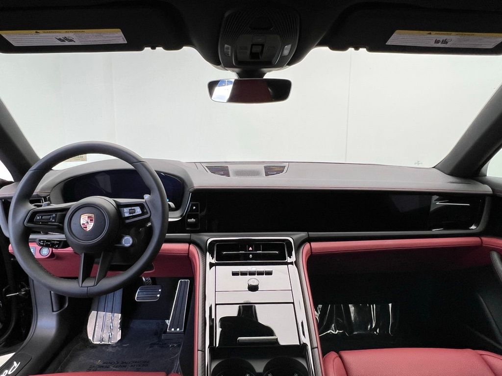 Thumbnail: 2025 Porsche Panamera - 6