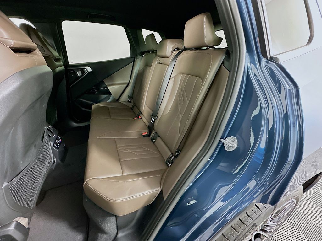 Thumbnail: 2026 BMW X3 - 17