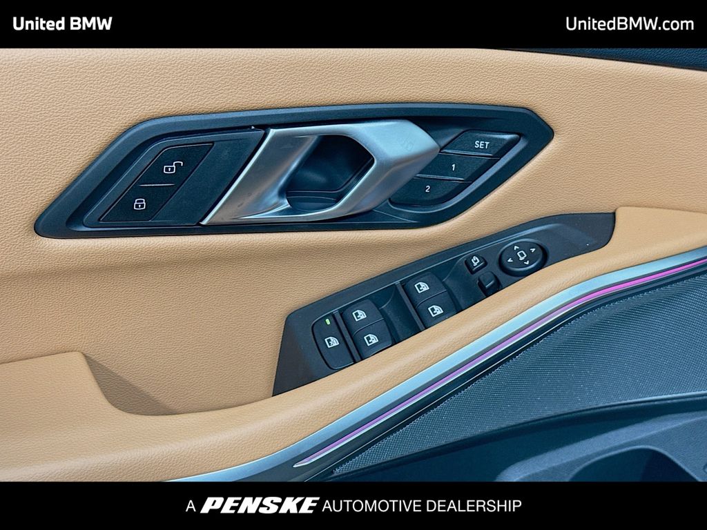 Thumbnail: 2026 BMW 3 Series - 3