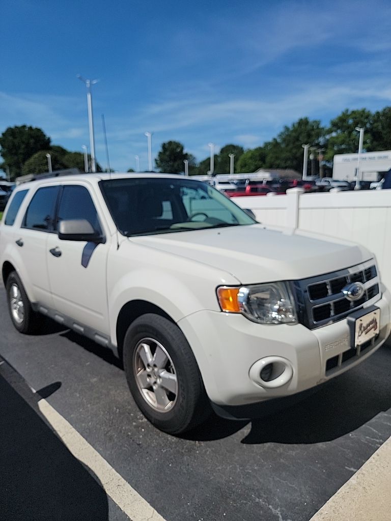 2011 Ford Escape XLS FWD