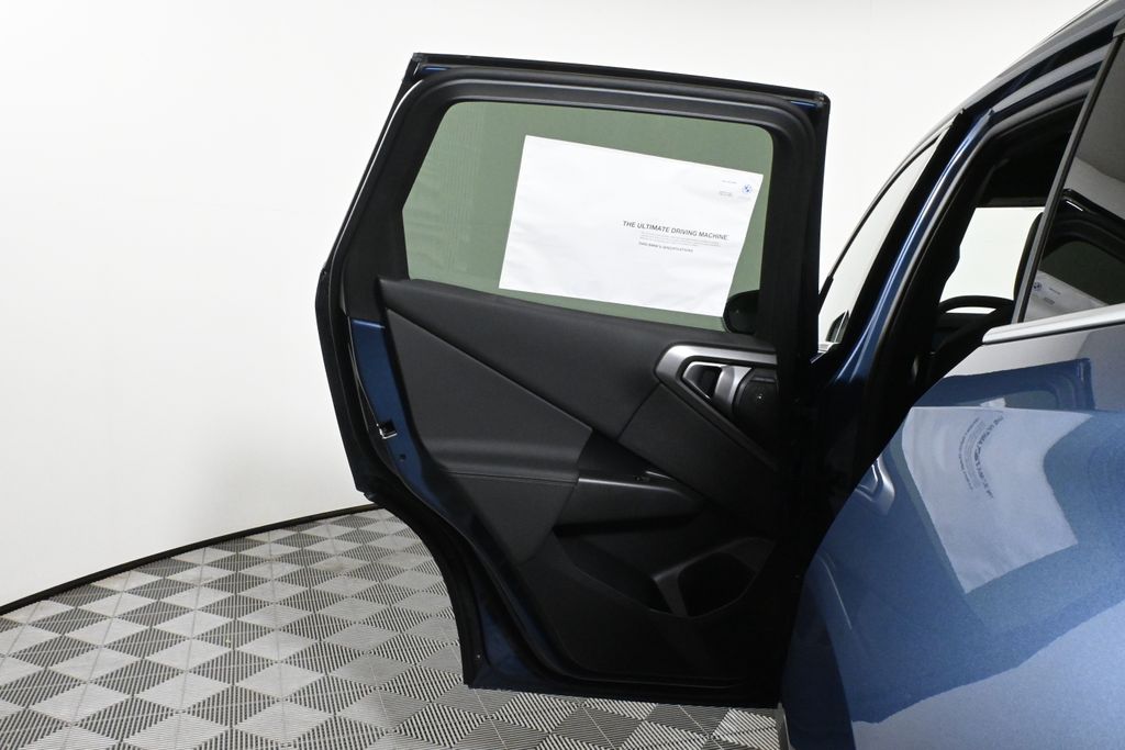 Thumbnail: 2026 BMW X3 - 32